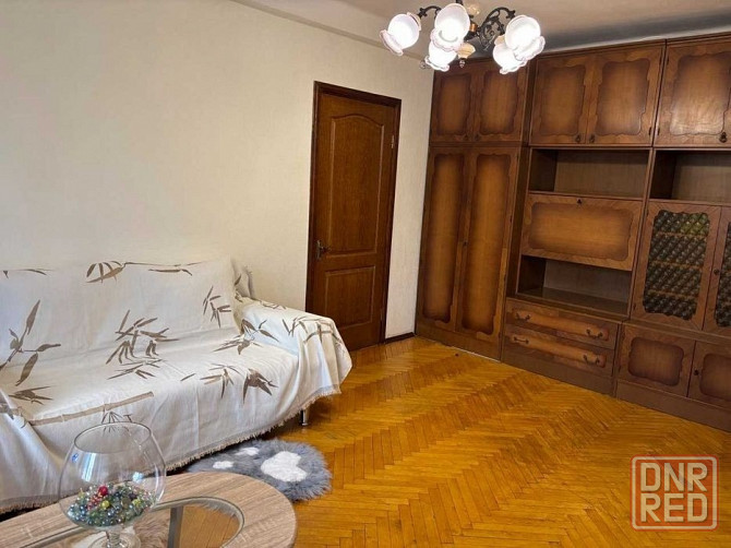 с постоянной водой сдам двухкомнатную квартиру по улице Куйбышева,36.Квартира находиться 3 этаже. Донецк - изображение 4