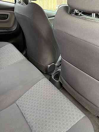 в продаже toyota yaris 2016год автомат Донецк