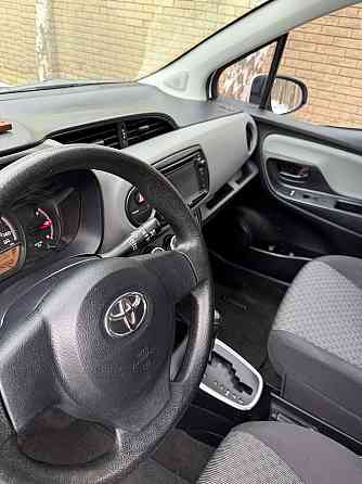 в продаже toyota yaris 2016год автомат Донецк