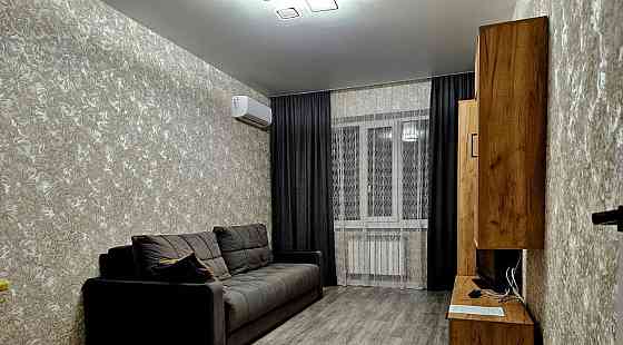 Сдаю двухкомнатную квартиру в Ленинском на 4 этаже многоэтажного дома с площадью 55м². Донецк