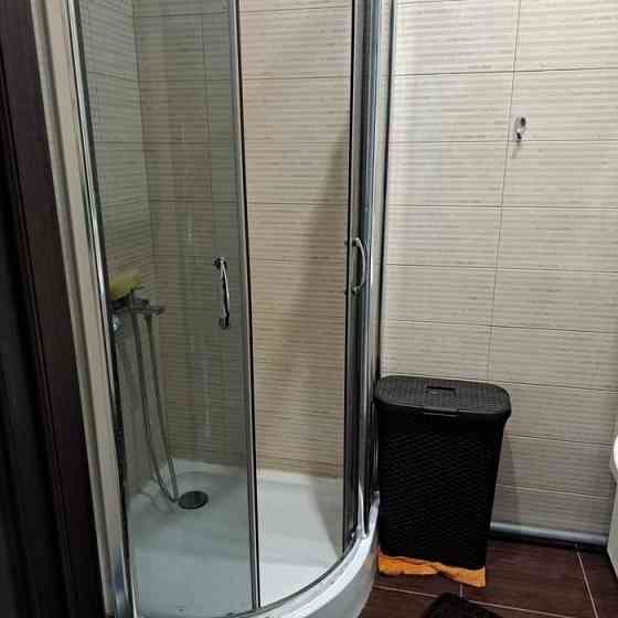 Сдаётся 1- комнатная квартира в Ворошиловском районе, площадь Ленина Этаж: 3 Площадь квартиры: 42м² Донецк