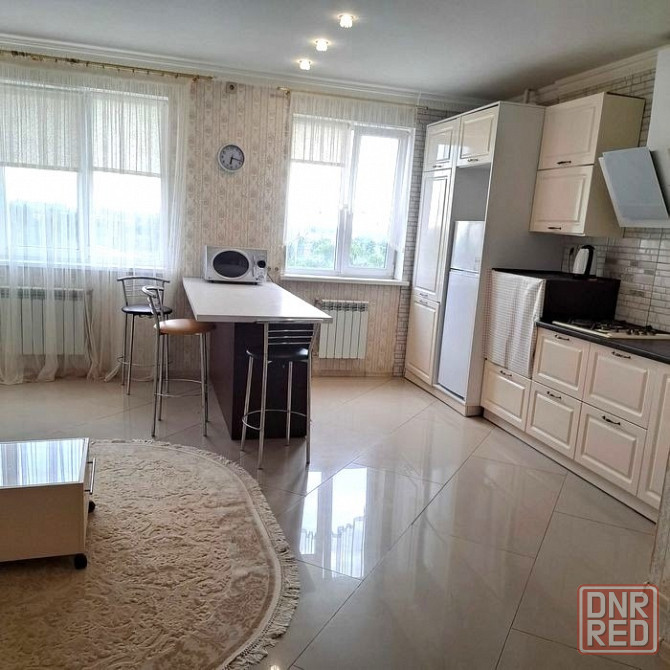 Сдаётся 1- комнатная квартира в Ворошиловском районе, площадь Ленина Этаж: 3 Площадь квартиры: 42м² Донецк - изображение 1