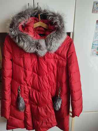 Продам женский пуховик в хорошем состоянии Макеевка