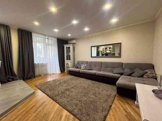 Аренда двухкомнатной квартиры на проспекте Богдана Хмельницкого. Площадь 59м, Донецк