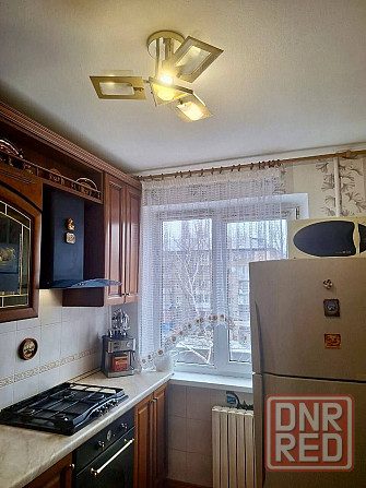 2х ком. квартира, ост. перед Шахтёрской пл. (быш. кафе Зимний сад) Донецк - изображение 4