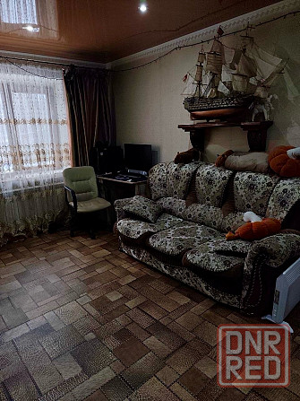 Срочно 2к Генерала Данилова, этаж 1/4 торг Макеевка - изображение 1