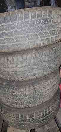 Продам резину 215/60 R17 Донецк