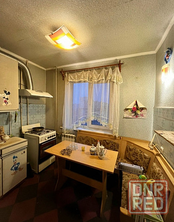 Срочно 3к кв Зеленый торг Макеевка - изображение 1