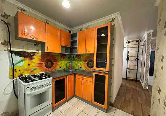 Сдаю однокомнатную квартиру в Ленинском районе на 1 этаже многоэтажного дома с площадью 44м². Донецк