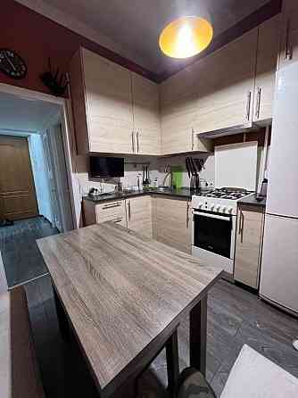 Сдаётся уютная двухкомнатная квартира в Ворошиловском районе. Уютная просторная квартира 50 м², Донецк