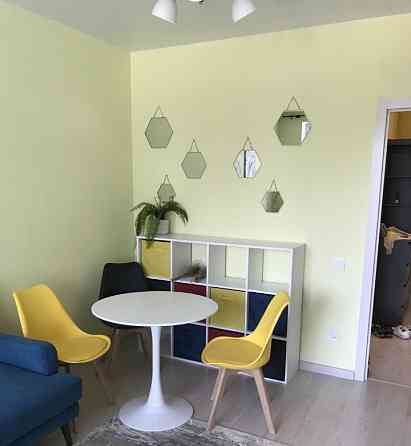 Сдаётся уютная двухкомнатная квартира в Ленинском районе! Расположение: Микрорайон Голубой Донецк