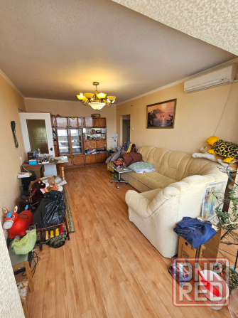 3к.кв. м-н Зеленый в районе Танка Макеевка - изображение 2