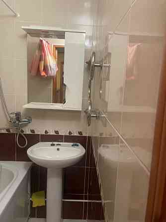 Продам 2 х комн квартиру Майский рынок Донецк