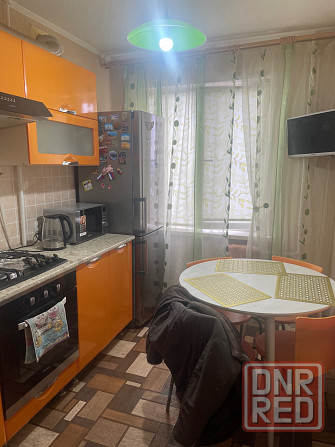 Продам 2 х комн квартиру Майский рынок Донецк - изображение 1