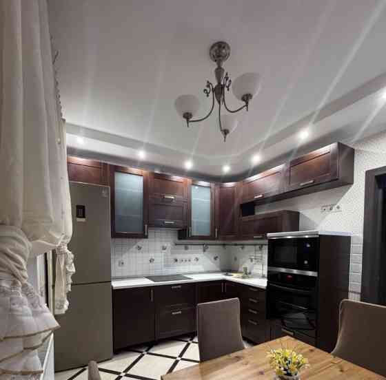 Сдаю уютную двухкомнатную квартиру с изолированной гардеробной и балконом в Киевском районе Донецк