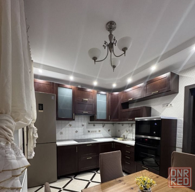 Сдаю уютную двухкомнатную квартиру с изолированной гардеробной и балконом в Киевском районе Донецк - изображение 1