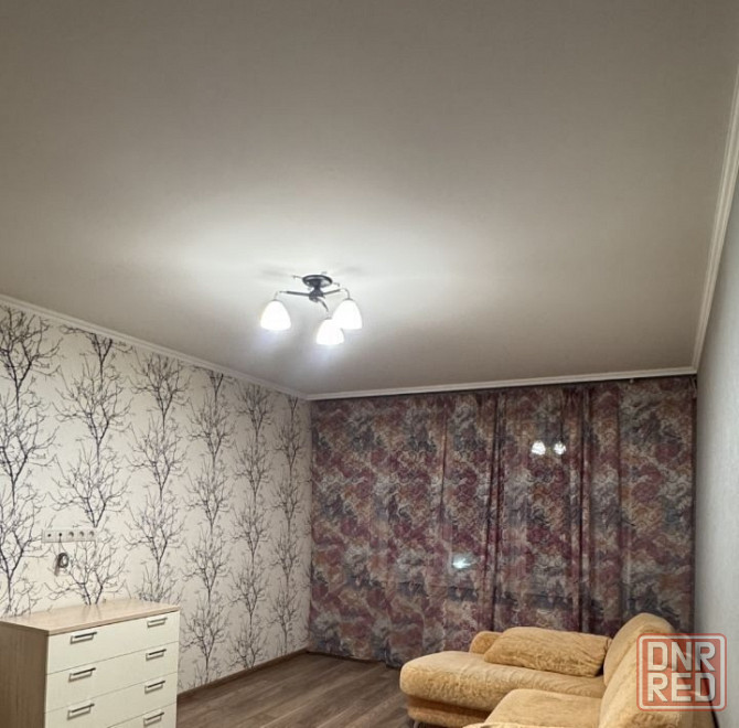 Сдаю уютную двухкомнатную квартиру с изолированной гардеробной и балконом в Киевском районе Донецк - изображение 2