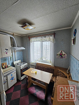 3к кв Зеленый в районе Танка, этаж 7/9, не угловая Макеевка - изображение 1