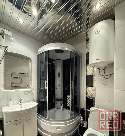 Сдаю однокомнатную квартиру в Ленинском районе Донецк - изображение 5