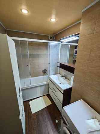 Продаётся 4-комнатная квартира, Калининский район Донецк