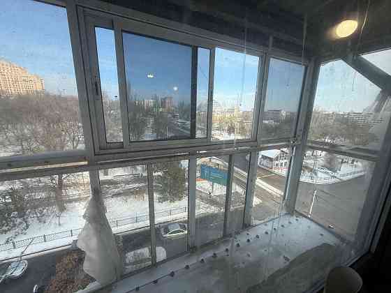 Продажа 2х Комнатной Квартиры с Видом На Бульвар Шевченко ! Крытый Рынок ! Вода Идет ! Донецк