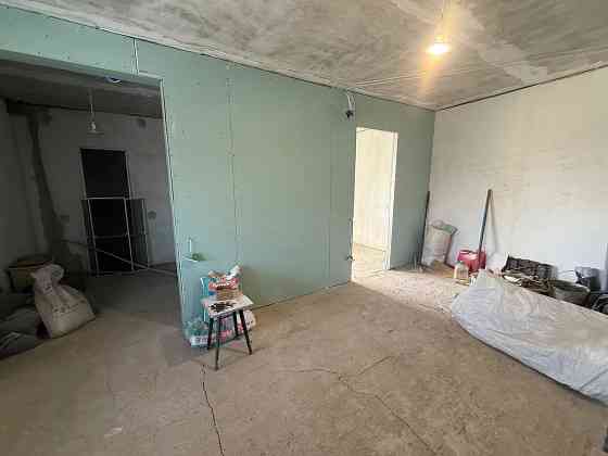 Продажа 2х Комнатной Квартиры с Видом На Бульвар Шевченко ! Крытый Рынок ! Вода Идет ! Донецк