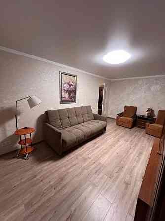 Сдаётся двухкомнатная квартира, Калининский район, ориентир Обжора. Донецк