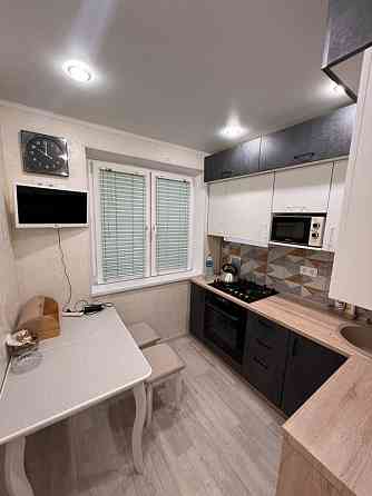 Сдаётся двухкомнатная квартира, Калининский район, ориентир Обжора. Донецк