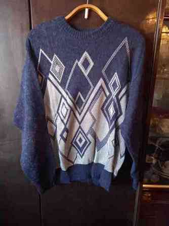 Джемпера,свитера мужские новые р-р52,шерсть,плотные,добротные,не китай Донецк