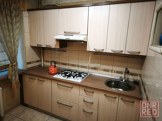 Продам 1к кв на м. ульяновой Донецк - изображение 1