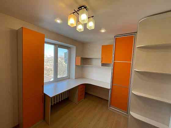 Продажа 3к.кв. студии в Калининском р-не Донецк