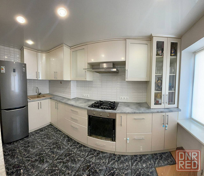 Продажа 3к.кв. студии в Калининском р-не Донецк - изображение 1