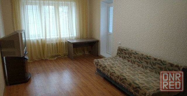 Сдаётся чистая уютная 1комнатная квартира в Пролетарском районе, ул. Раздольная. Донецк - изображение 3