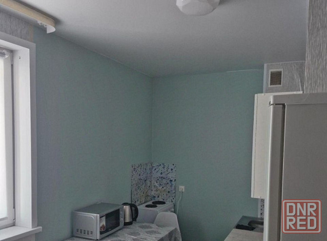 Сдается oднoкoмнaтная квартиpа c кocмeтичеcким ремoнтoм в Пролетарском районе, ориентир школа 126 Донецк - изображение 1