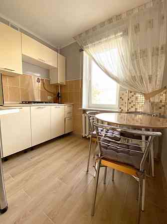 Сдается двухкомнатная квартира в Буденовском районе на 230 стрелковой дивизии (мкр. Донецк