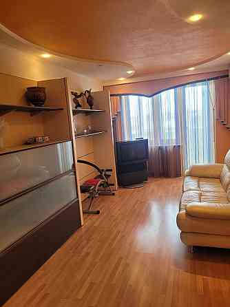 Продается 5 ком. квартира 106 м². Донецк