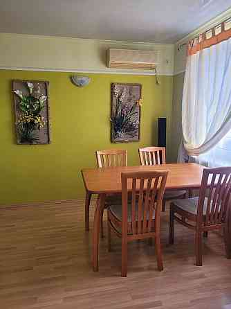 Продается 5 ком. квартира 106 м². Донецк