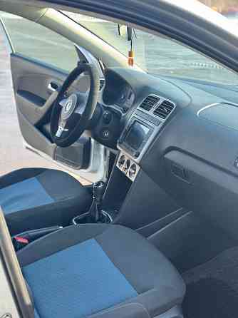 Продам wolkswagen polo Донецк