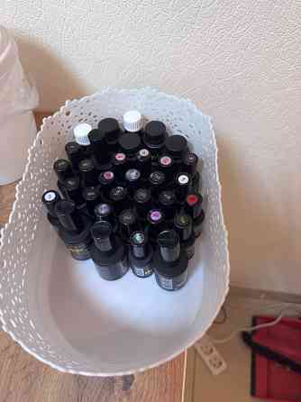 Продам материалы для маникюра Донецк