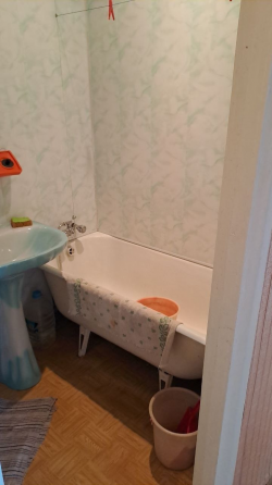 2-ух комнатная квартира с гаражом Макеевка