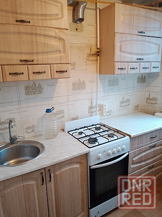 Продам 1 комнатную квартиру в Харцызске, верх Черёмушек, м-н Металлургов Харцызск - изображение 1