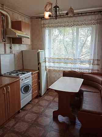 Продам 2 комнатную квартиру в Харцызске, р-н Автовокзала, ул. Героев Сталинграда Харцызск