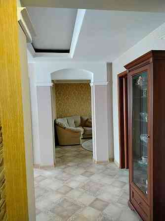 4-комнатная квартира площадь Буденного Донецк