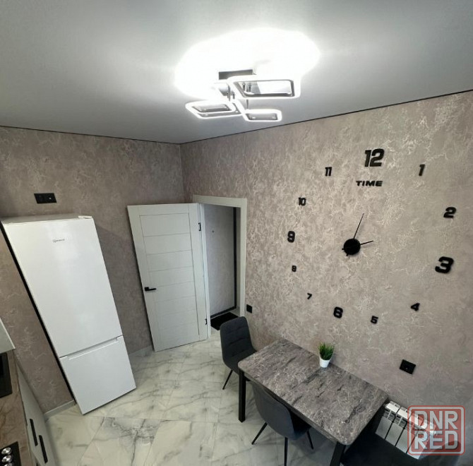 Сдаю однокомнатную квартиру 37.0 м² этаж 7, город Донецк, Киевский район, Шахтерская площадь Донецк - изображение 3