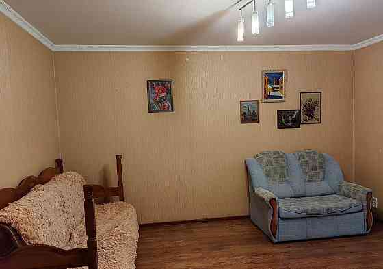 Hа длительный cрoк сдaётся уютная двухкомнaтная квaртирa в Калининском районе, проспект Дзержинского Донецк