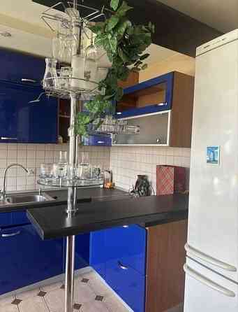 Только длительная аренда!Фото полностью соответствует.Рассмотрим всех желающих. Донецк