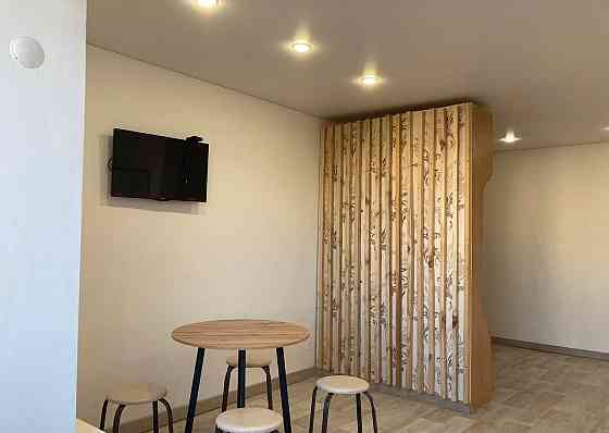 Сдается крупногабаритная двухкомнатная квартира в Буденовском районе. 2 этаж. Донецк