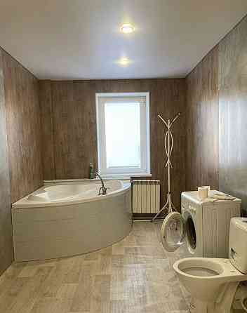 Сдается крупногабаритная двухкомнатная квартира в Буденовском районе. 2 этаж. Донецк