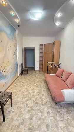 Сдается 3-комнатная квартира 79кв. м Район: Киевский Ориентир: Шахтерская площадь Донецк