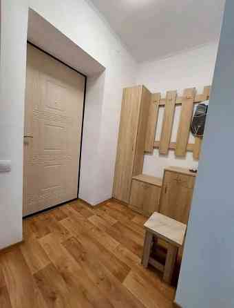 Сдается: Однокомнатная квартира Ленинский район, ориентир Цирк Этаж: 2/5 Площадь квартиры: 35м² Донецк